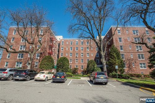 8700 Boulevard, North Bergen, NJ, 07047-6018 | Card Image