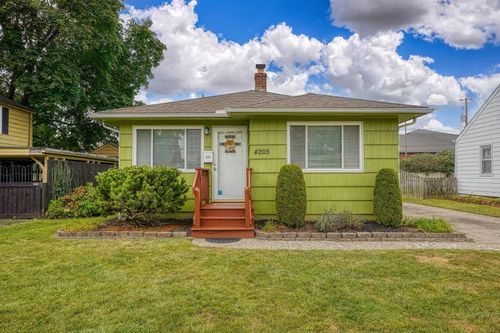 4205 Patzer Ave, Grove City, OH, 43123-3227 | Card Image