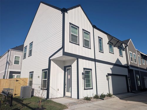 c-9912 Clark Rd, Houston, TX, 77076-5023 | Card Image