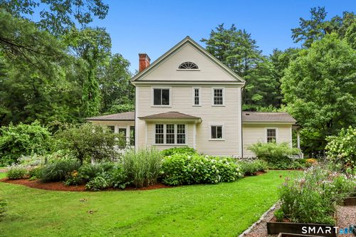 116 W Avon Rd, Unionville, CT, 06085-1164 | Card Image