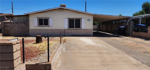 1324 Chestnut St, Henderson, NV, 89011-4209 | Card Image