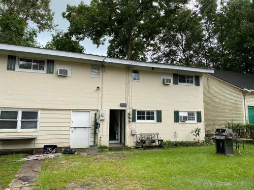 back-building-unit-a-3536 Admiral Dr, North Charleston, SC, 29405-8460 | Card Image