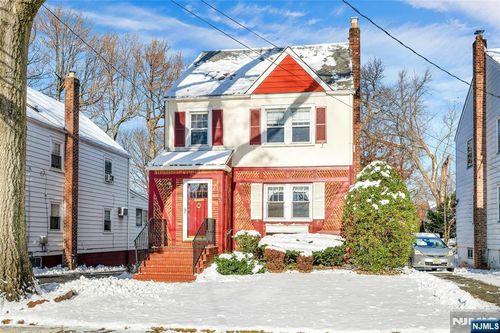 208 W Passaic Ave, Bloomfield, NJ, 07003-5541 | Card Image