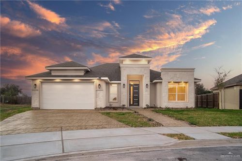 2107 E Weston St, Edinburg, TX, 78542-6156 | Card Image