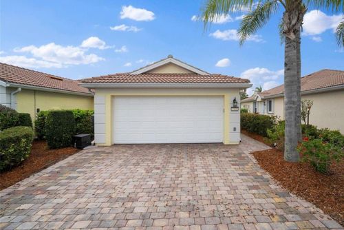2121 Burgos Drive, SARASOTA, FL, 34238 | Card Image