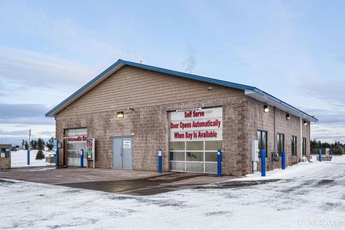 113 M553 Highway, Gwinn, MI, 49841 | Card Image