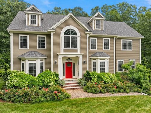 184 Abbot St, Andover, MA, 01810-4848 | Card Image
