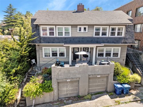 1010 Bellevue Ct E, Seattle, WA, 98102-4402 | Card Image