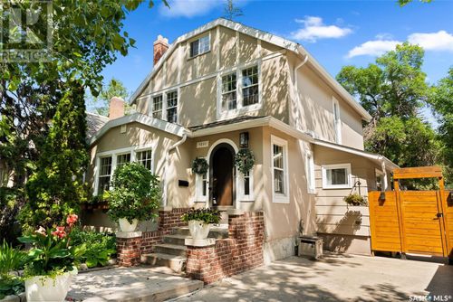 3251 Angus St, Regina, SK, S4S1P6 | Card Image