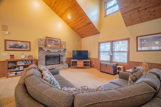 11000 Pear Tree Rd, House other with 3 bedrooms, 3 bathrooms and 2 parking in Dewitt IL | Image 4
