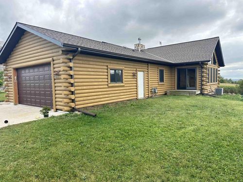 N677 Hoover Rd, Oconomowoc, WI, 53066-9547 | Card Image