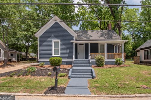 31 Saint Clair St, Newnan, GA, 30263-2028 | Card Image