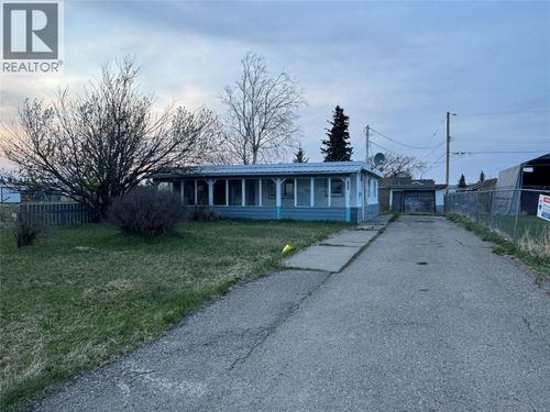 1120 119 Ave, Dawson Creek, BC, V1G3J3 | Card Image