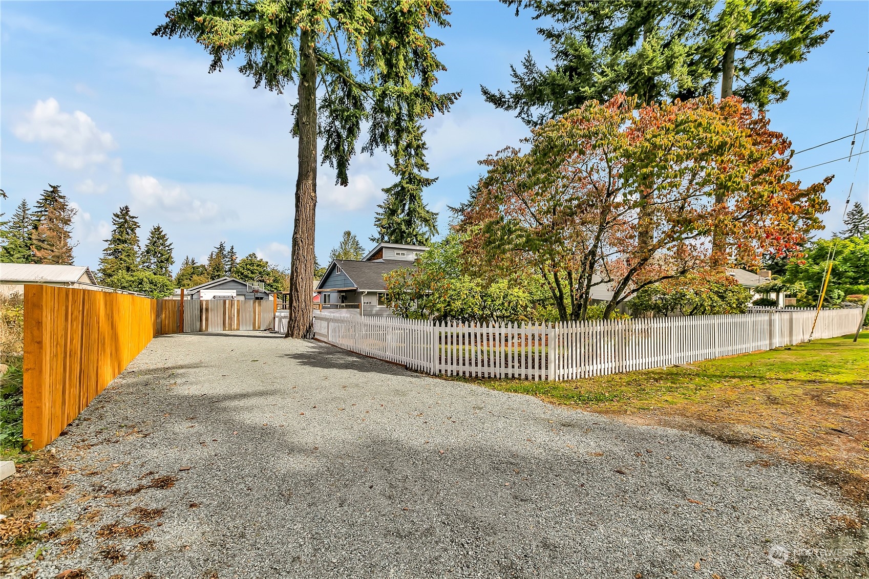 124th St, Seattle, WA 98168