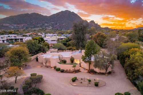 5620 N Casa Blanca Dr, Paradise Valley, AZ, 85253-5257 | Card Image