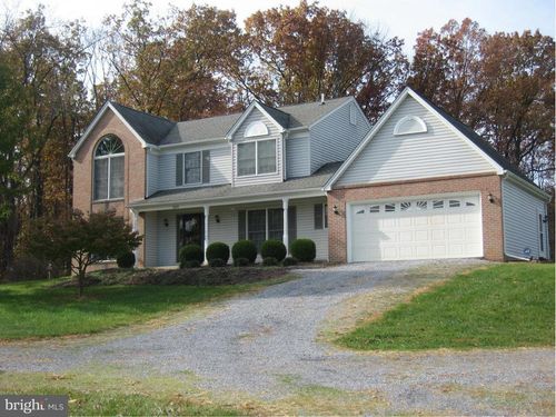 2109 S Childs Rd, KEARNEYSVILLE, WV, 25430-5804 | Card Image
