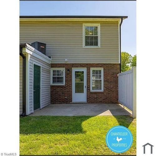 d-501 Greenbriar Rd, Greensboro, NC, 27405-3118 | Card Image