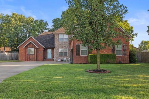 253 E Grace Street, Republic, MO, 65738 | Card Image