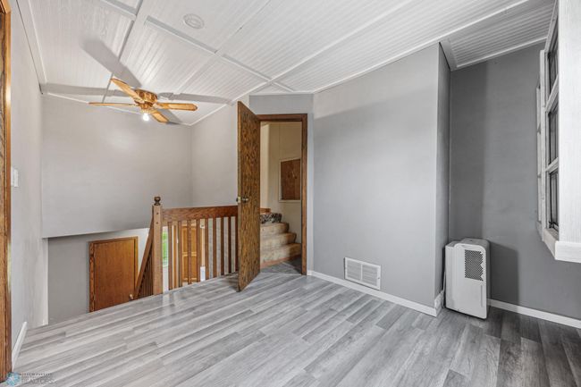 Landing/Office Loft | Image 28