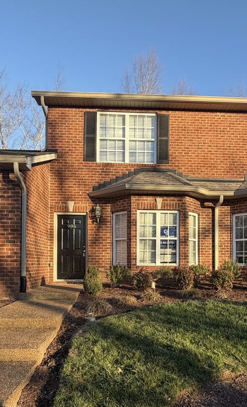 906 Cashmere Dr, Thompsons Station, TN, 37179-5371 | Card Image