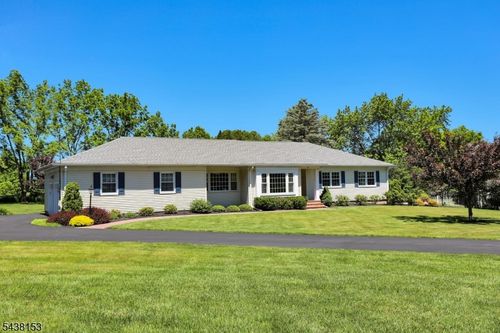 80 Juniper Way, Basking Ridge, NJ, 07920-1226 | Card Image