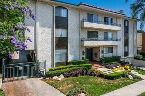 1218 Pine St, South Pasadena, CA, 91030-4320 | Card Image