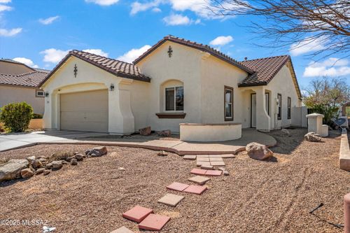 784 W Paseo Celestial, Sahuarita, AZ, 85629-8644 | Card Image