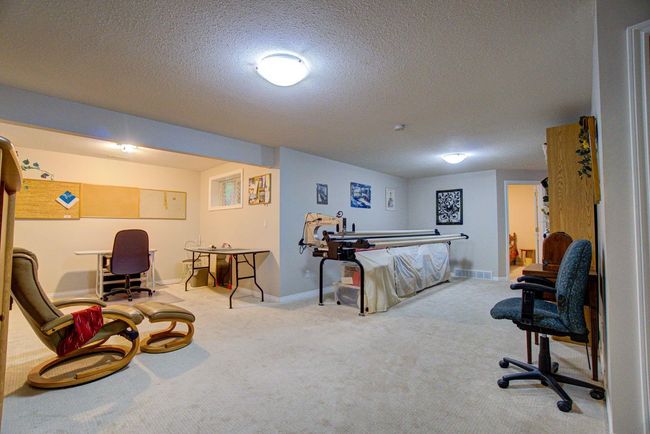 840 Dufferin St, House other with 4 bedrooms, 3 bathrooms and 6 parking in Granum AB | Image 34