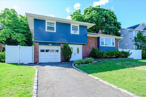 120 Sutton Drive, Oyster Bay, NY, 11803 | Card Image