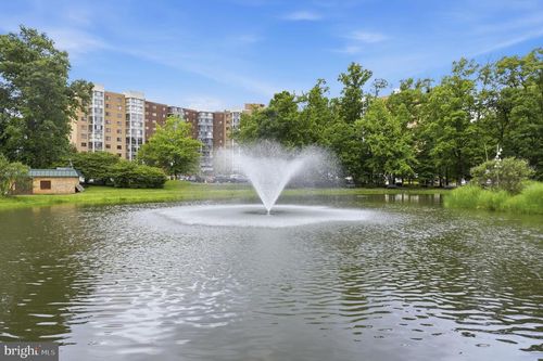 3-215-15115 Interlachen Dr, SILVER SPRING, MD, 20906-5636 | Card Image