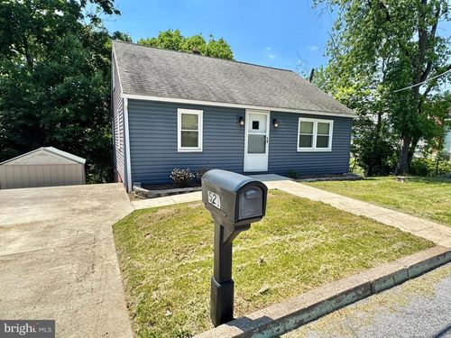 521 West Dr, HARRISBURG, PA, 17111-5511 | Card Image