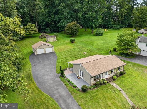 48 New Rd, ELVERSON, PA, 19520-9138 | Card Image