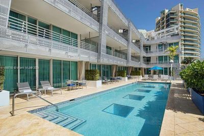 226 - 1437 Collins Ave, Condo with 0 bedrooms, 1 bathrooms and null parking in Miami Beach FL | Image 2