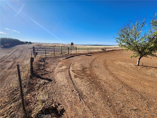 0 087-250-008-000, Corning, CA, 96021 | Card Image