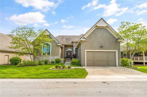 5313 W 124th Ter, Overland Park, KS, 66209-3199 | Card Image