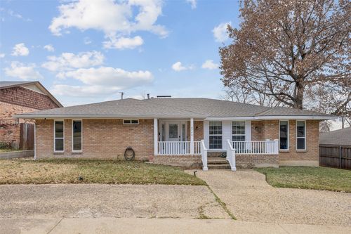 9740 Dartridge Dr, Dallas, TX, 75238-1828 | Card Image