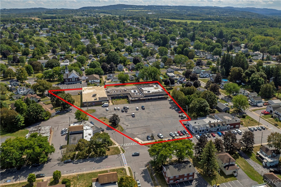 Commercial Sale in Vernon 3