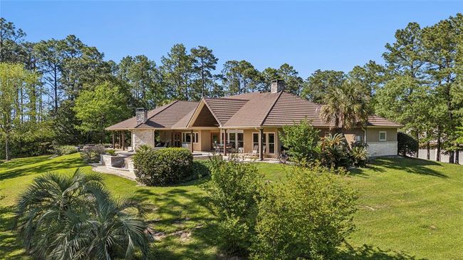 225 Mcgregor Dr, House other with 3 bedrooms, 4 bathrooms and null parking in Brookeland TX | Image 4