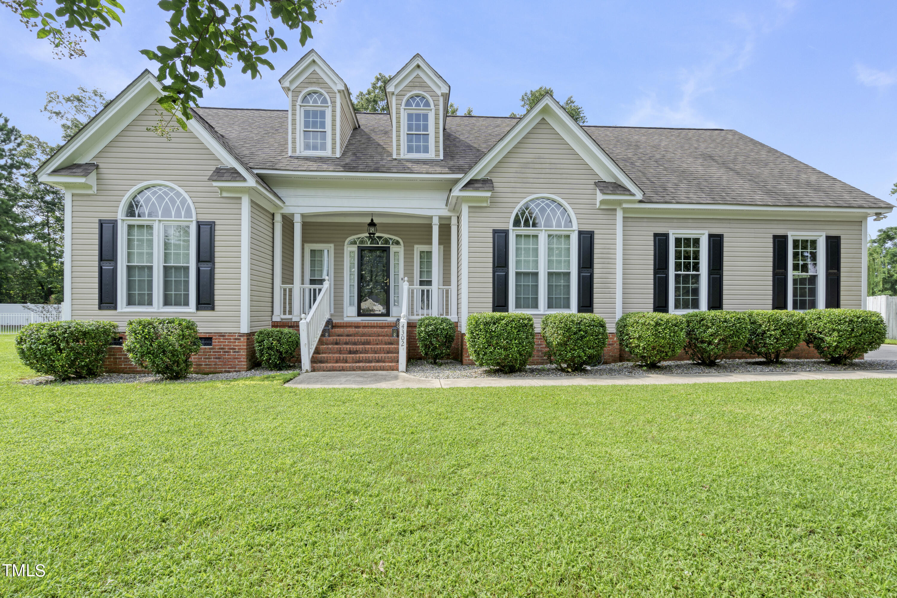 Hyannis Dr, Wilson, NC 27896