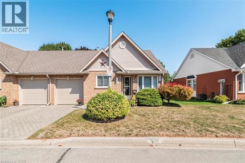 10 Wentworth Dr, Grimsby, ON, L3M5G3 | Card Image