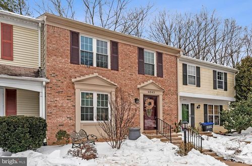 6045 Meyers Landing Ct, BURKE, VA, 22015-2560 | Card Image
