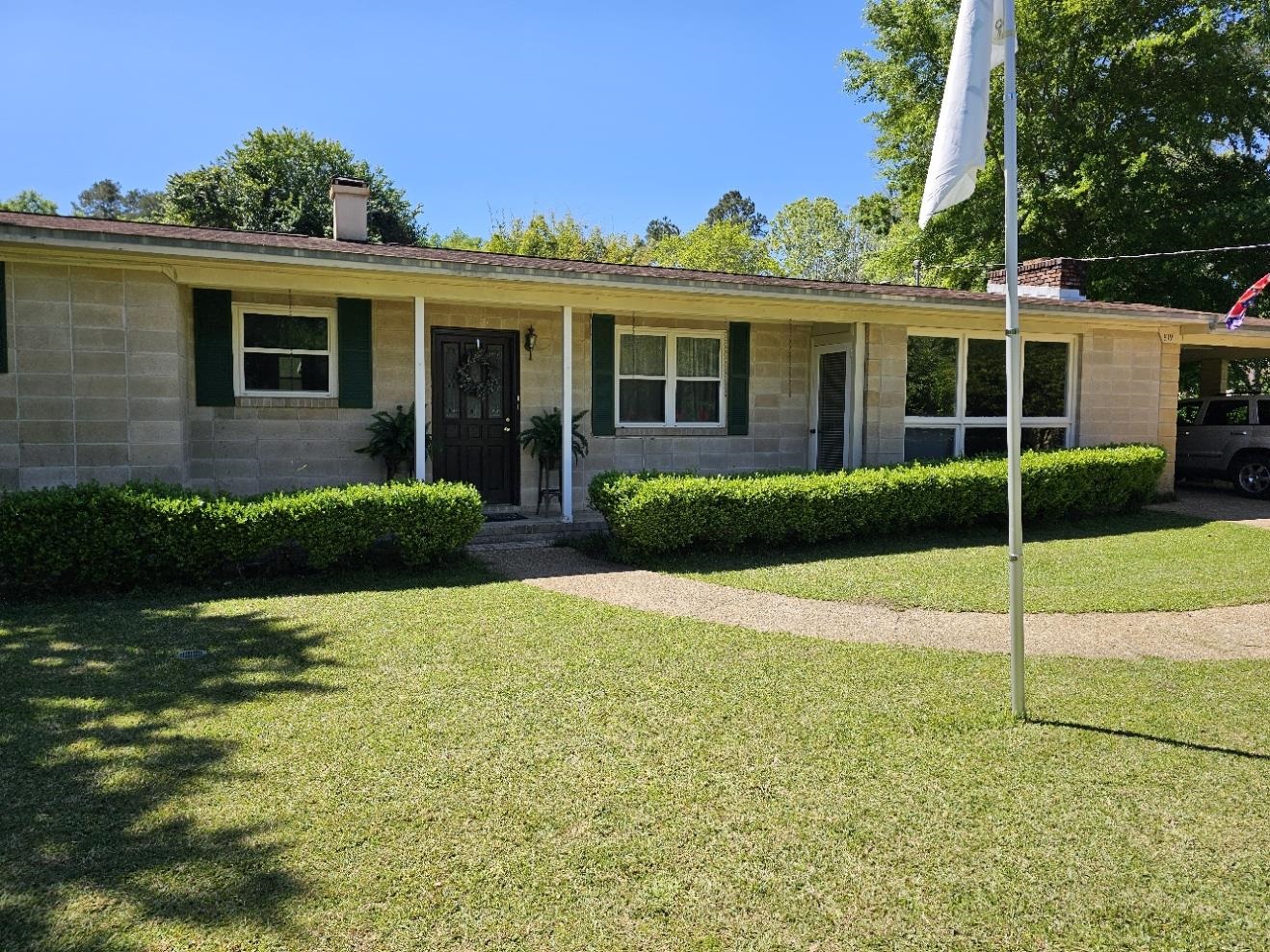 Abbiegail Dr, Tallahassee, FL 32303