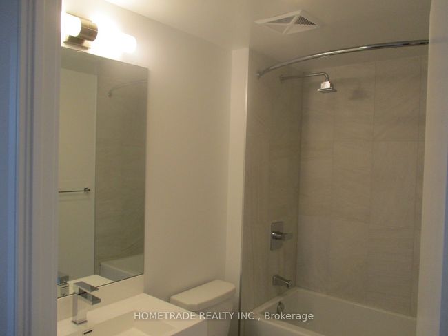 703 - 30 Samuel Wood Way, Condo with 1 bedrooms, 1 bathrooms and null parking in Etobicoke ON | Image 4