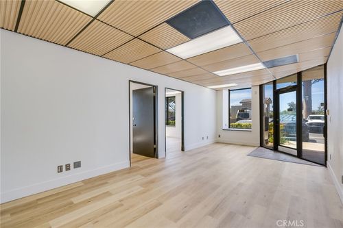 108-4550 Kearny Villa Rd, San Diego, CA, 92123-1585 | Card Image