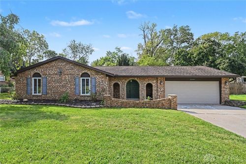 3849 Winthrop Dr, Beavercreek, OH, 45431-3153 | Card Image