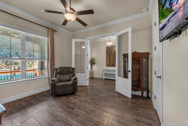 663 Private Road 1712, House other with 3 bedrooms, 3 bathrooms and null parking in Mico TX | Image 24