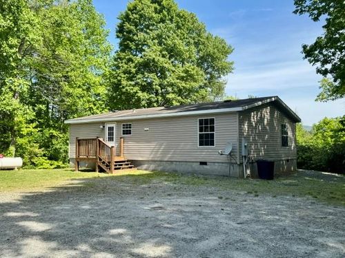 385 V C Park Rd, Marble, NC, 28905 | Card Image