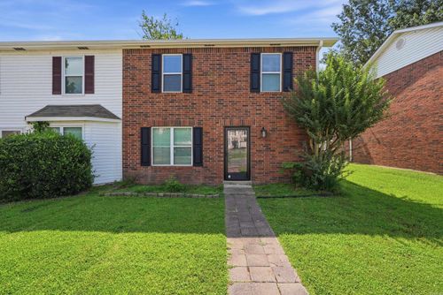 e1-200 Pine Forest Dr, Maumelle, AR, 72113-6135 | Card Image