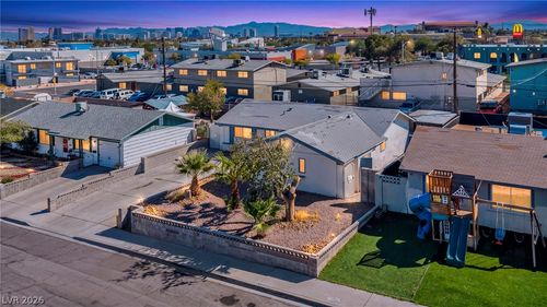 6413 Bannock Way, Las Vegas, NV, 89107-3509 | Card Image