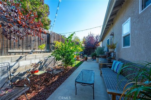 121 Headwaters Rd, Templeton, CA, 93465-5132 | Card Image